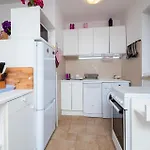 Stunning In With Wifi Apartment Peroj