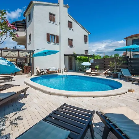 Apartment Pet Friendly In