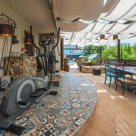 Apartment Pet Friendly In